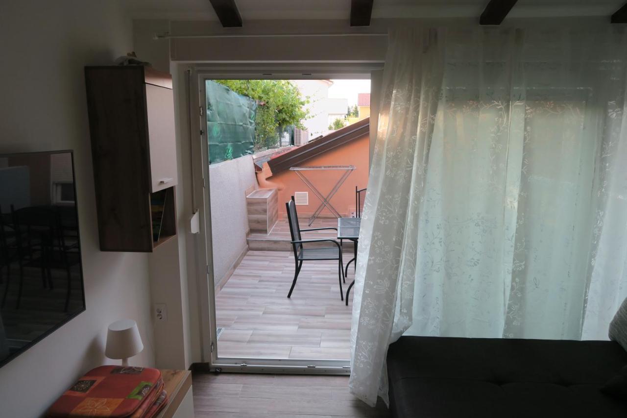 Holiday Home Ljubicic Baška Eksteriør billede