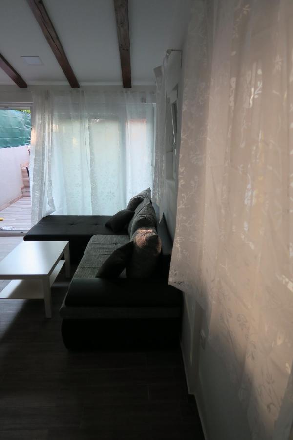 Holiday Home Ljubicic Baška Eksteriør billede